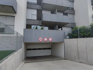 Pronájem bytu 1+kk, Praha - Dolní Chabry, Ústecká, 34 m2