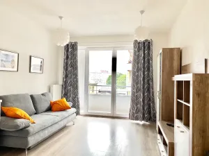 Pronájem bytu 1+kk, Praha - Vršovice, Petrohradská, 30 m2