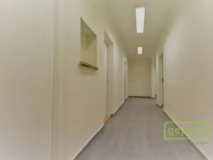 Pronájem kanceláře, Praha - Černý Most, Kpt. Stránského, 11 m2