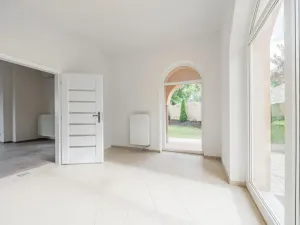 Prodej bytu 3+1, Buštěhrad, Topolová, 107 m2