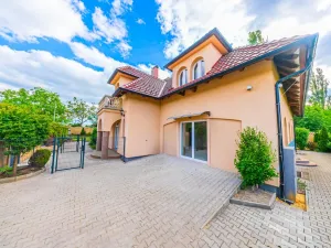 Prodej bytu 3+1, Buštěhrad, Topolová, 107 m2