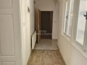 Prodej bytu 2+kk, Náměšť nad Oslavou, Mjr. Šandery, 65 m2