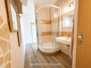 Prodej bytu 1+kk, Znojmo, Pražská sídl., 21 m2
