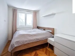 Prodej bytu 3+1, Chrudim, Sladkovského, 66 m2