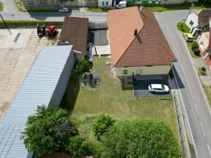 Prodej komerčního pozemku, Hořany, 563 m2