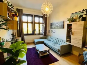 Pronájem bytu 2+kk, Praha, Neklanova, 50 m2