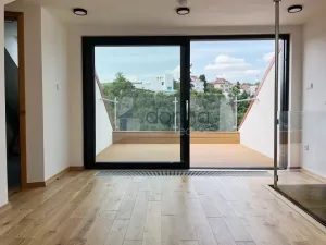 Pronájem bytu 4+kk, Praha, Pod Kavalírkou, 100 m2