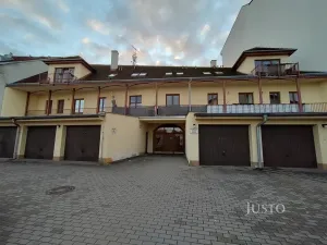 Pronájem garáže, Písek, Budějovická, 17 m2
