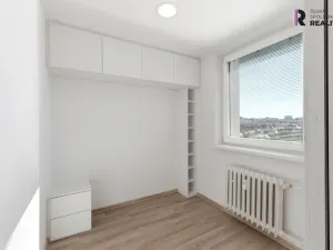 Prodej bytu 1+kk, Praha - Hloubětín, Šestajovická, 30 m2