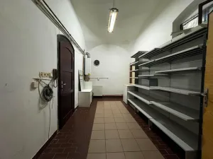 Pronájem obchodního prostoru, Šternberk, ČSA, 63 m2
