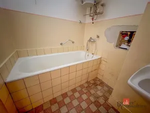 Prodej bytu 2+1, Janovice nad Úhlavou, Sídliště, 59 m2