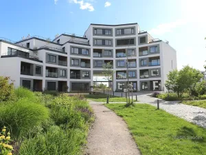 Prodej garážového stání, Praha - Hlubočepy, Dostalové, 15 m2