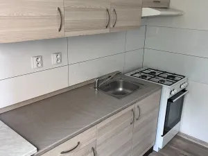 Pronájem bytu 2+1, Praha, Místecká, 52 m2