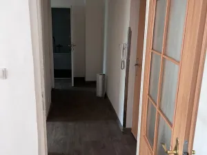 Pronájem bytu 2+1, Praha, Místecká, 52 m2