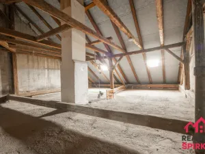 Prodej komerční nemovitosti, Moravská Třebová - Město, nám. T. G. Masaryka, 422 m2