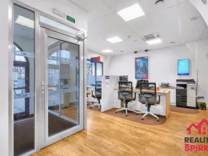 Prodej komerční nemovitosti, Moravská Třebová - Město, nám. T. G. Masaryka, 422 m2