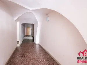 Prodej vícegeneračního domu, Moravská Třebová - Město, nám. T. G. Masaryka, 422 m2