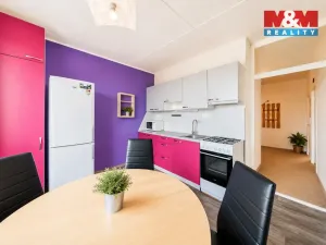 Prodej bytu 2+1, Karlovy Vary - Drahovice, Úvalská, 58 m2