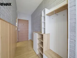 Prodej bytu 1+1, Ostrov, Kollárova, 36 m2