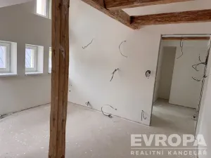 Prodej bytu 1+kk, Jablonec nad Nisou, Sokolí, 26 m2