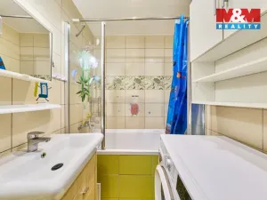 Prodej bytu 3+1, Trutnov - Horní Staré Město, Za Komínem, 71 m2