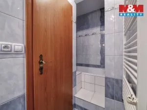 Pronájem bytu 1+1, Cheb, Šeříková, 40 m2
