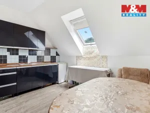 Prodej rodinného domu, Kněžmost - Koprník, 250 m2