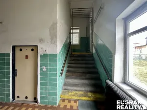 Pronájem výrobních prostor, Varnsdorf, Žilinská, 2400 m2