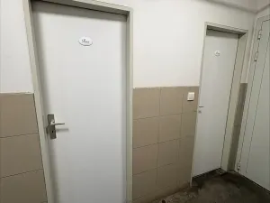 Pronájem výrobních prostor, Dvůr Králové nad Labem, 555 m2