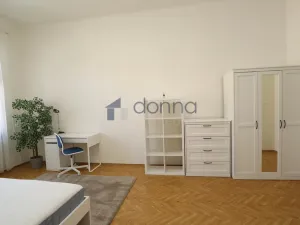 Pronájem bytu 2+1, Praha, Muchova, 75 m2