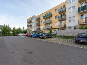 Pronájem bytu 2+kk, Jesenice, Na Okruhu, 50 m2