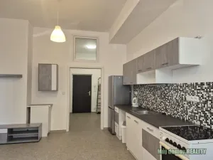 Pronájem bytu 2+kk, Praha - Kbely, Luštěnická, 48 m2