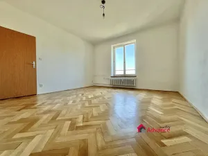 Prodej bytu 2+1, Ostrava, Porubská, 60 m2