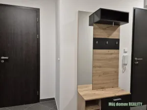 Pronájem bytu 3+kk, Praha - Prosek, Čakovická, 83 m2
