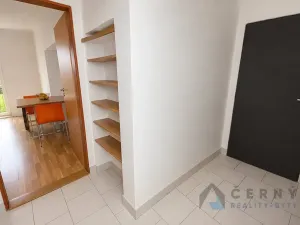 Pronájem bytu 2+1, Liberec, U Lomu, 49 m2