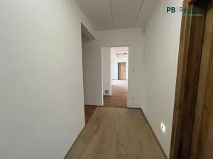 Prodej rodinného domu, Očihov, 145 m2