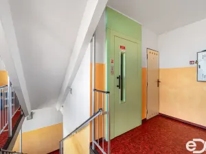 Prodej bytu 3+1, Praha - Prosek, Ctěnická, 67 m2