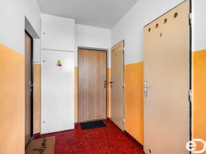 Prodej bytu 3+1, Praha - Prosek, Ctěnická, 67 m2