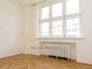 Pronájem bytu 3+kk, Praha - Karlín, Pobřežní, 88 m2