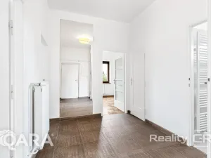 Prodej bytu 2+1, Říčany - Radošovice, nám. Československé armády, 85 m2