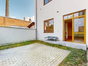 Prodej bytu 3+kk, Třebíč - Vnitřní Město, Karlovo nám., 123 m2