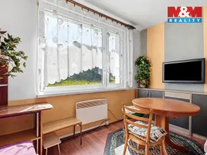 Prodej bytu 2+1, Černousy, 62 m2