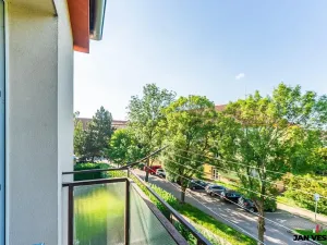 Pronájem bytu 2+kk, Praha - Kbely, Luštěnická, 49 m2