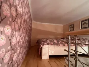 Prodej bytu 3+kk, Karlovy Vary, Sadová, 64 m2
