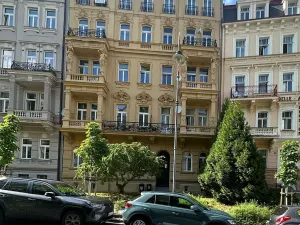 Prodej bytu 3+1, Karlovy Vary, Sadová, 112 m2