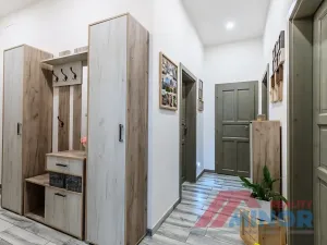 Prodej bytu 3+1, Slaný, Ouvalova, 98 m2