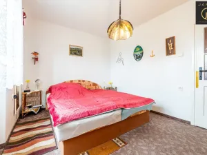 Prodej bytu 3+1, Ostrov, Borecká, 72 m2