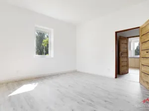 Prodej bytu 2+kk, Děčín - Děčín VI-Letná, Novoměstská, 41 m2