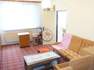 Prodej bytu 3+1, Třebíč - Horka-Domky, Čeloudova, 77 m2