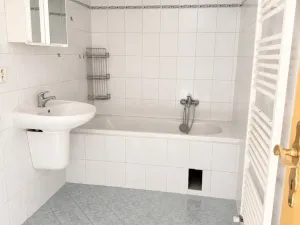 Pronájem bytu 1+kk, Děčín - Děčín II-Nové Město, Příkrá, 41 m2